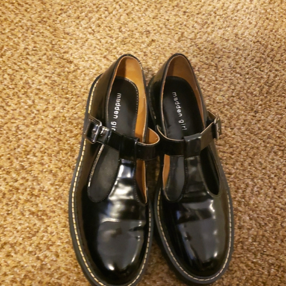 Steve Madden Janne size 8.5M